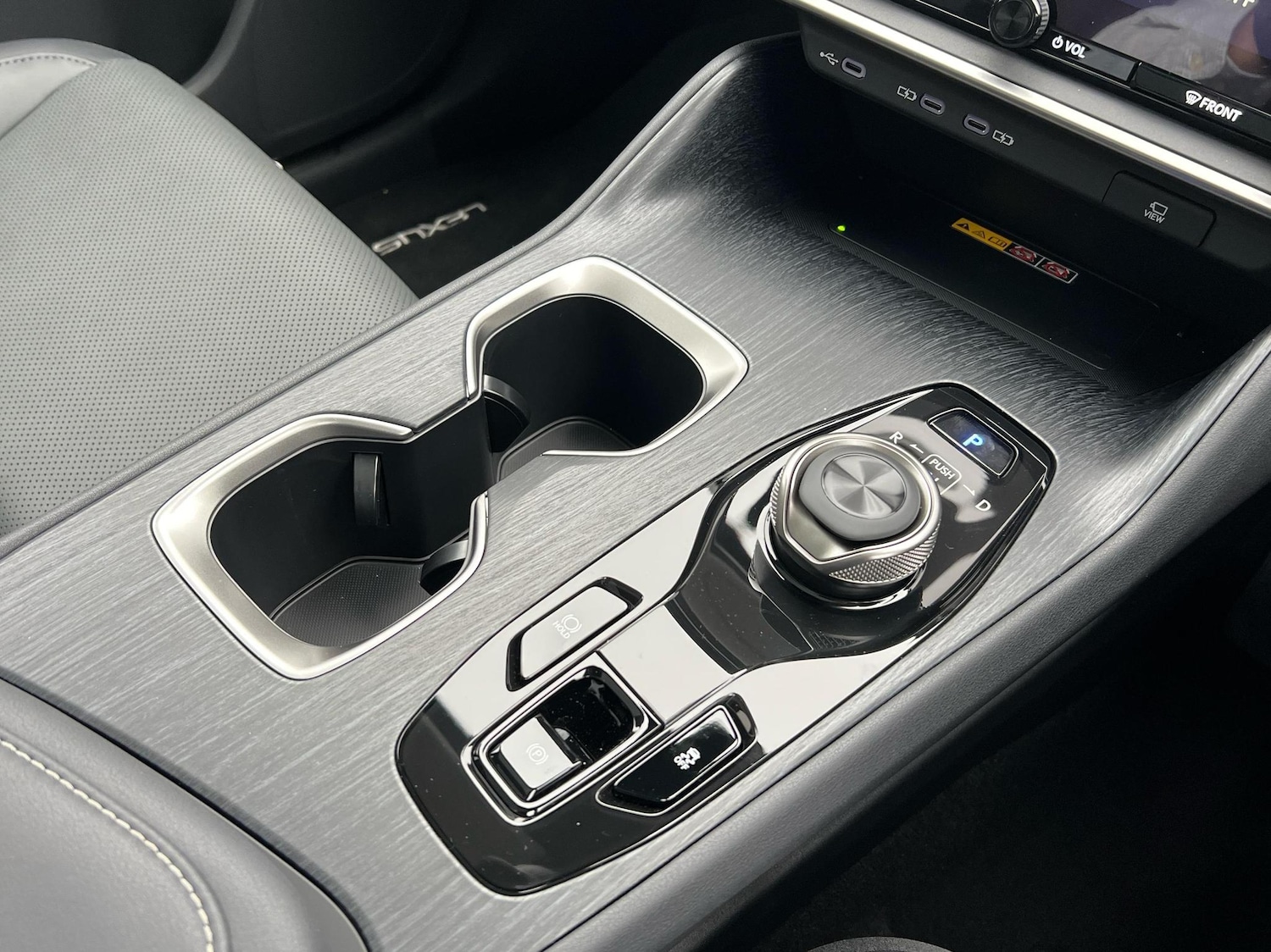 Used Lexus RZ 2024 for sale - 77060088: Photo 25