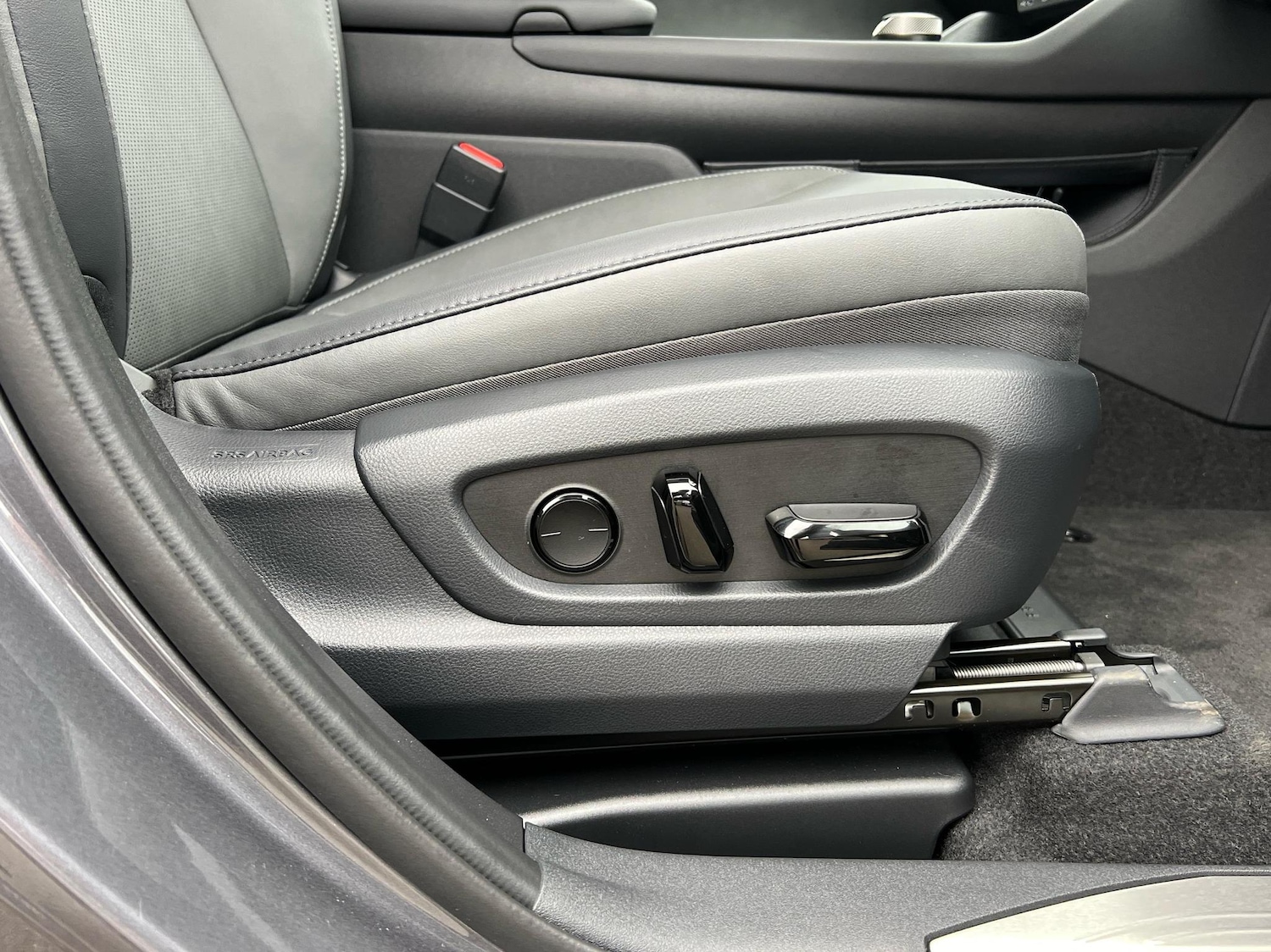 Used Lexus RZ 2024 for sale - 77060088: Photo 29