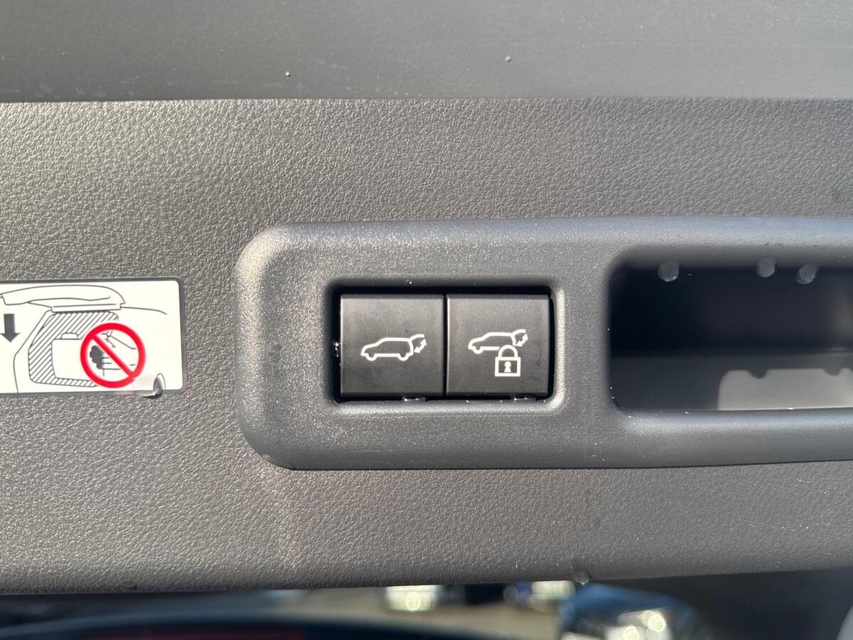 Used Lexus UX 2024 for sale - 77725165: Photo 14