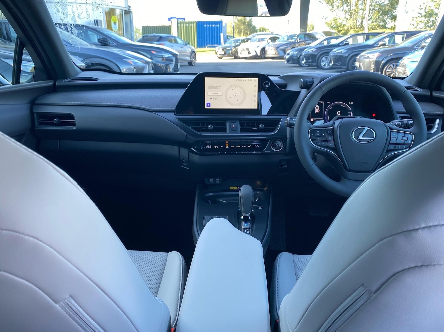 Used Lexus UX 2025 for sale - 76073771: Photo 12