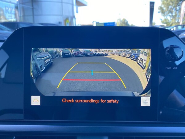 Used Lexus UX 2025 for sale - 76073771: Photo 24