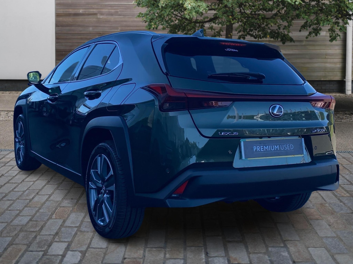 Used Lexus UX 2025 for sale - 76073771: Photo 3