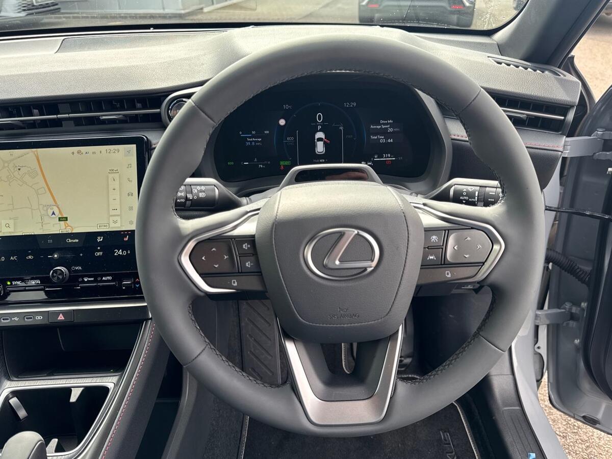 Used Lexus LBX 2026 for sale - 78008571: Photo 17