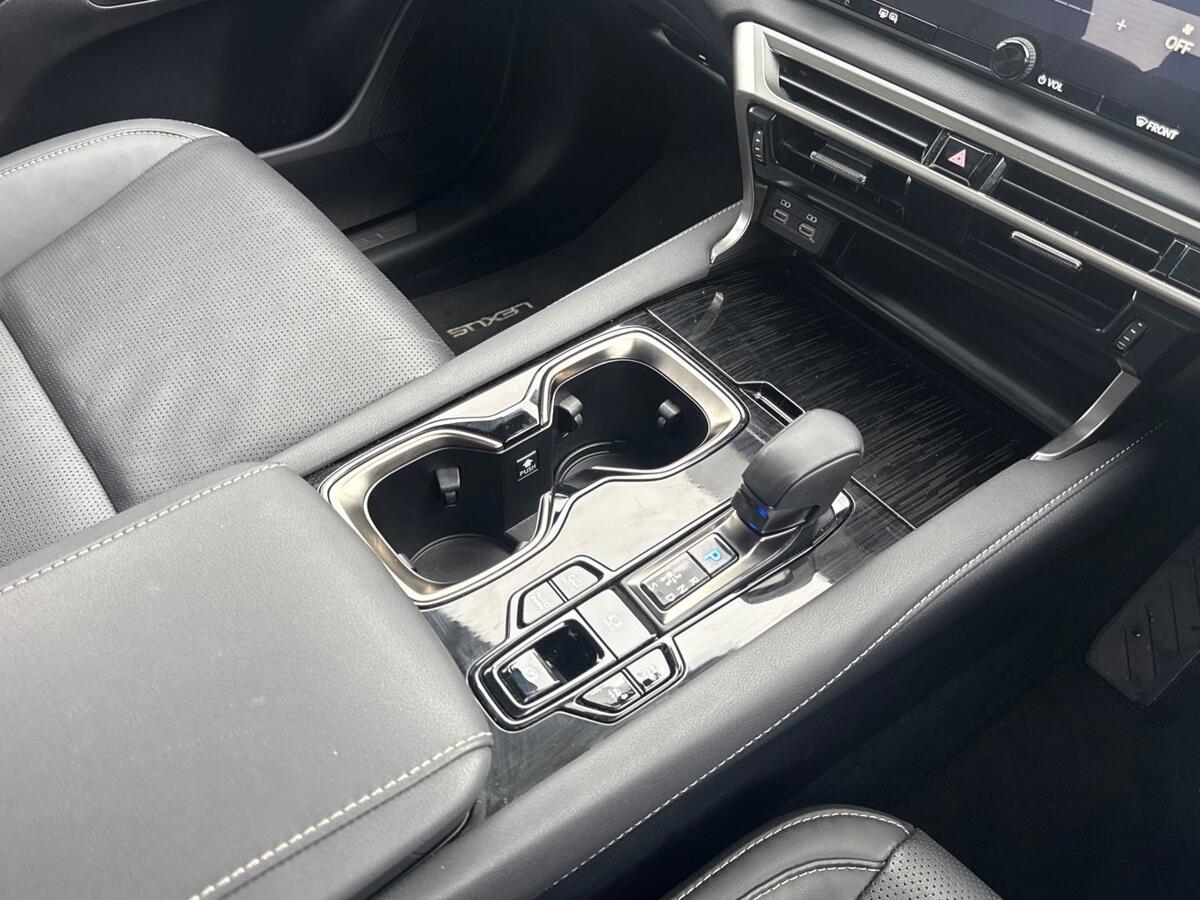 Used Lexus RX 2025 for sale - 77231547: Photo 15