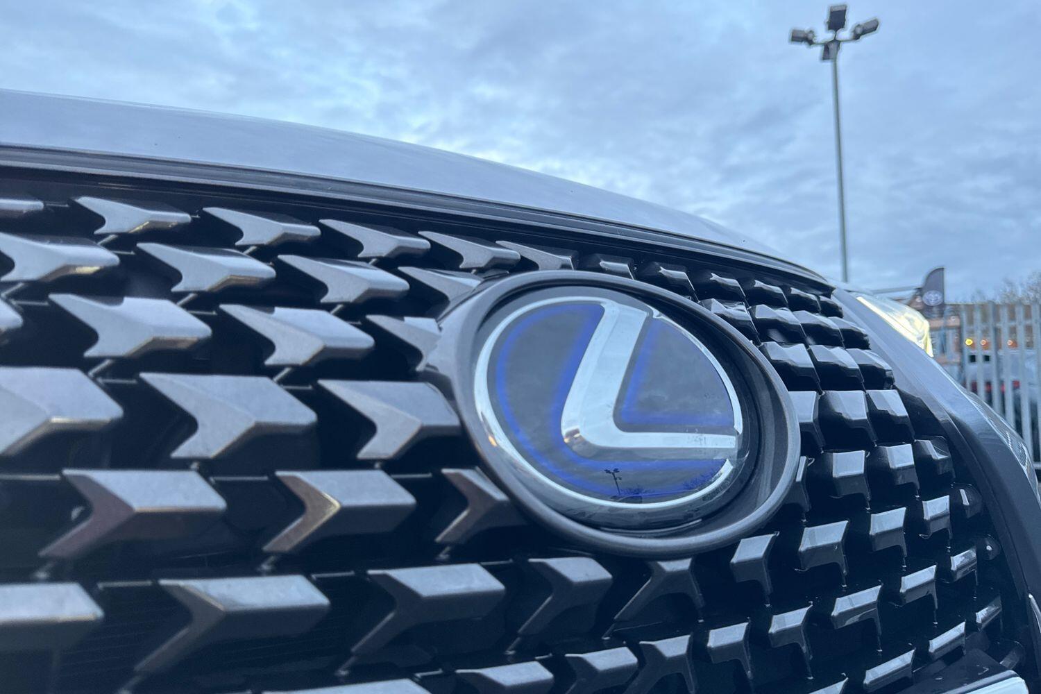Used Lexus UX 2019 for sale - 77124651: Photo 23