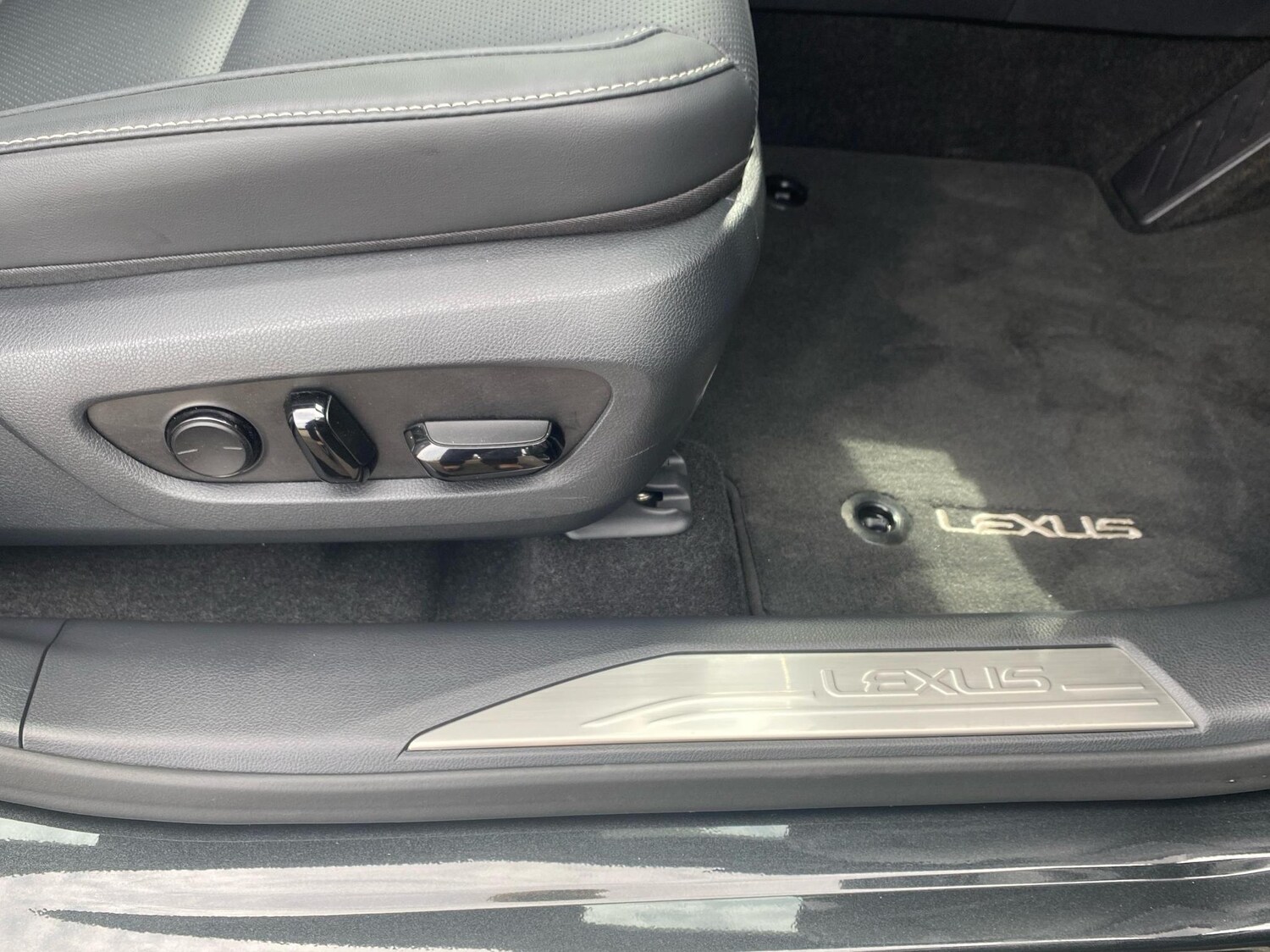 Used Lexus RX 2025 for sale - 76635383: Photo 20