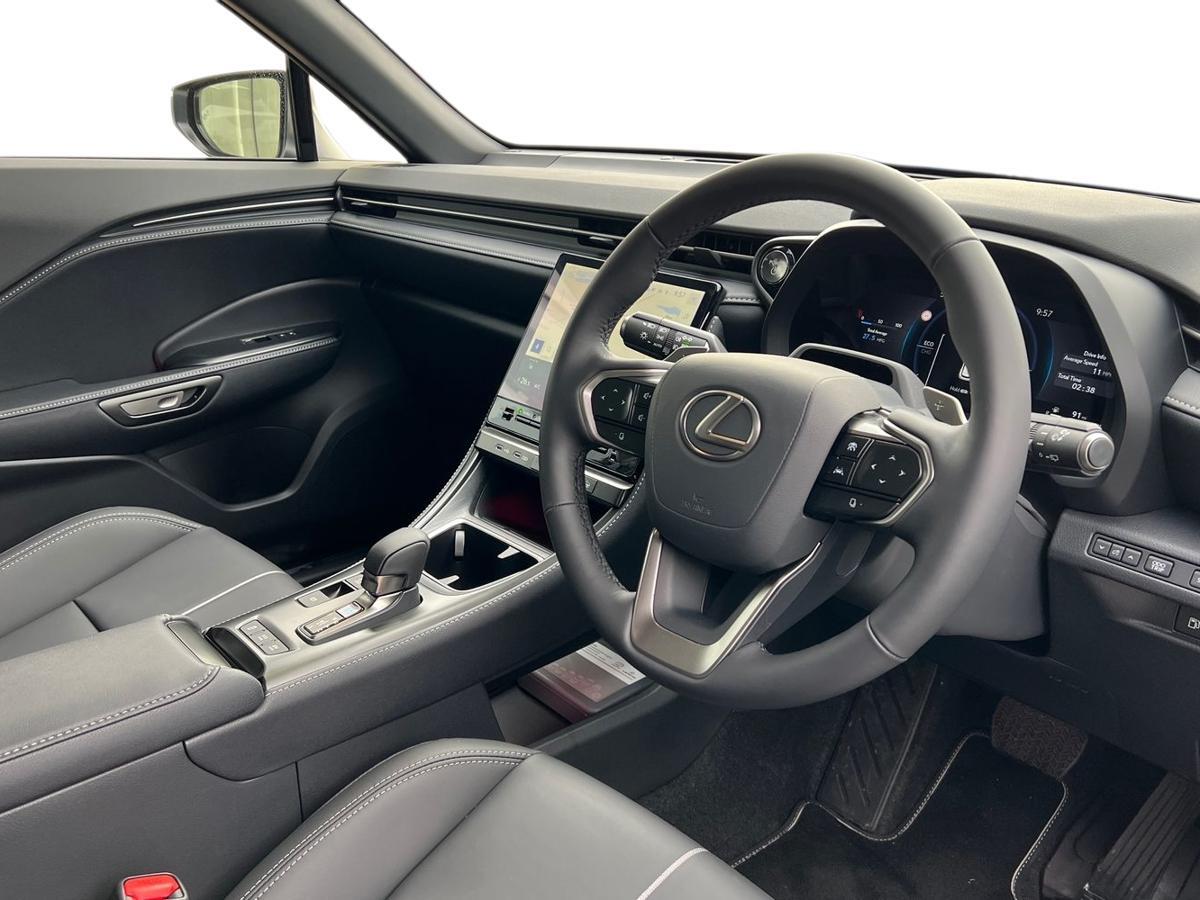 Used Lexus LBX 2025 for sale - 76609227: Photo 12