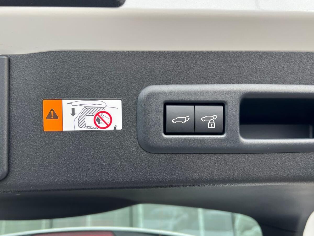 Used Lexus LBX 2025 for sale - 76609227: Photo 19