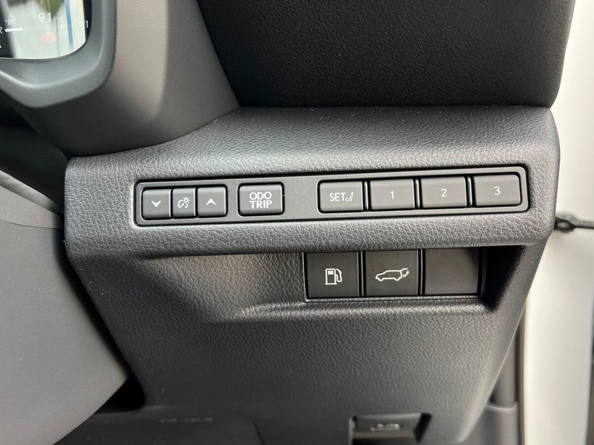 Used Lexus LBX 2025 for sale - 76609227: Photo 21