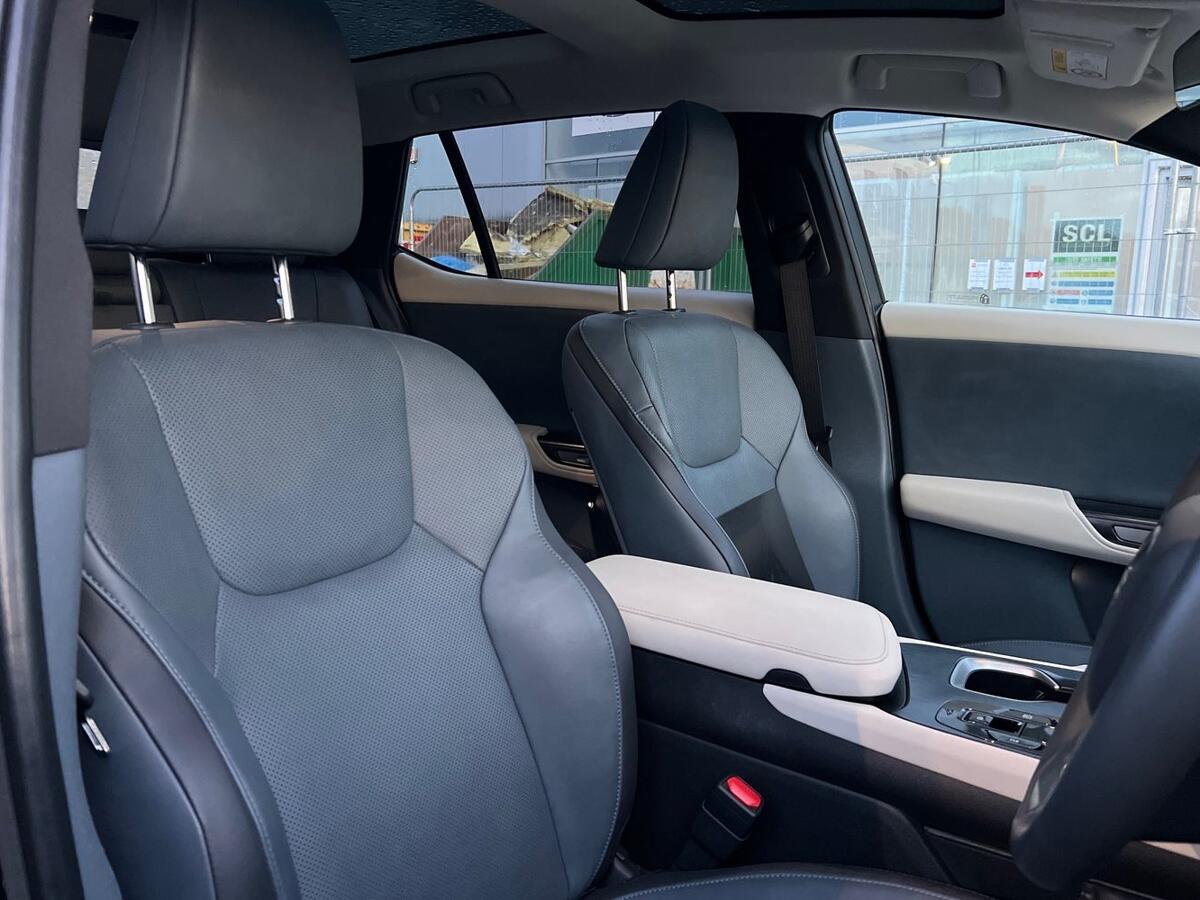 Used Lexus RZ 2024 for sale - 76609221: Photo 21