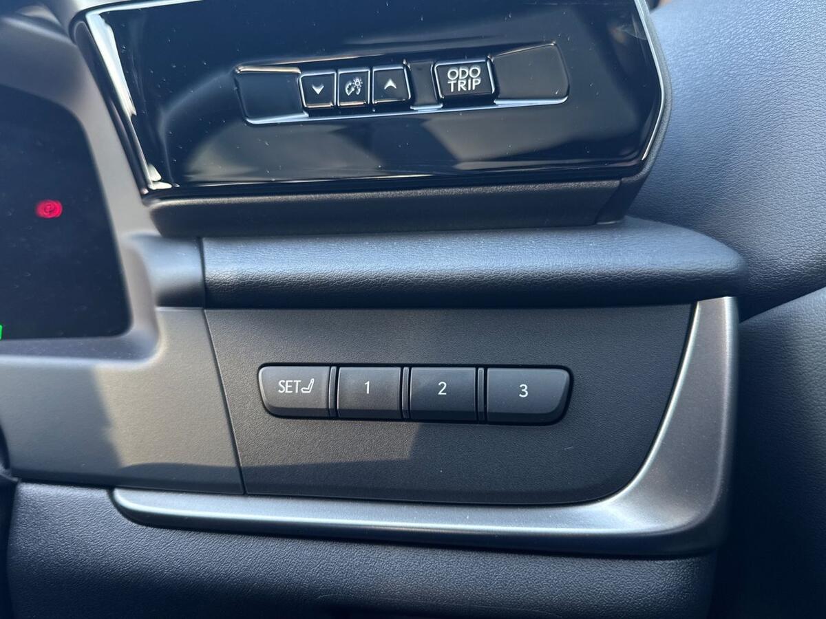 Used Lexus RZ 2026 for sale - 77725393: Photo 23