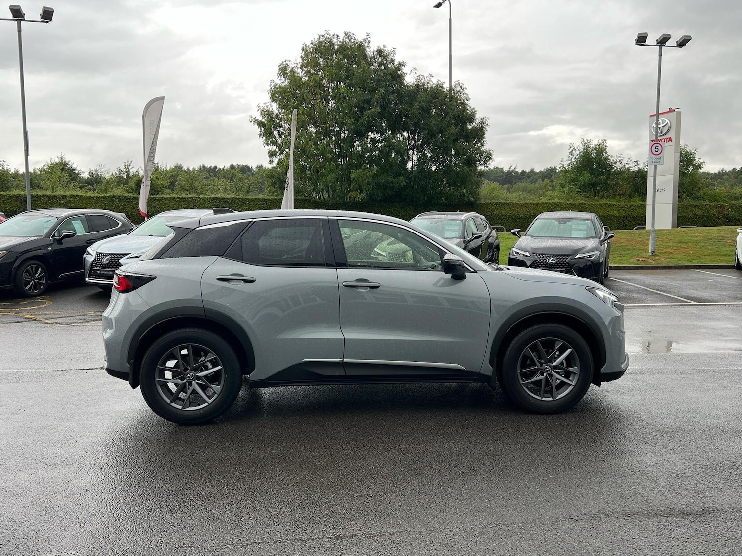 Used Lexus LBX 2025 for sale - 77124477: Photo 4