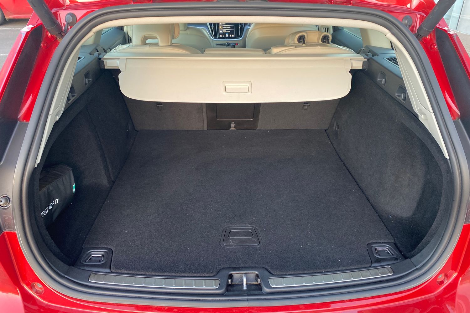 Used Volvo V60 2019 for sale - 77046355: Photo 10