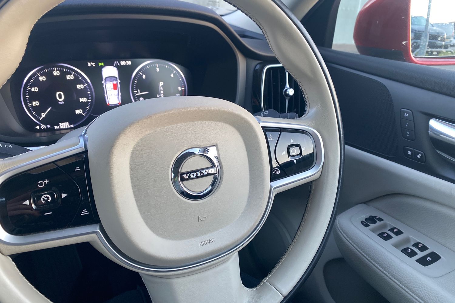Used Volvo V60 2019 for sale - 77046355: Photo 15