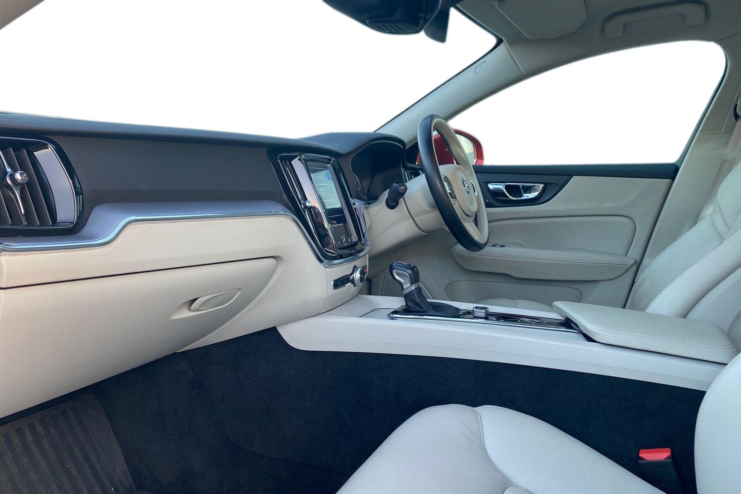 Used Volvo V60 2019 for sale - 77046355: Photo 7