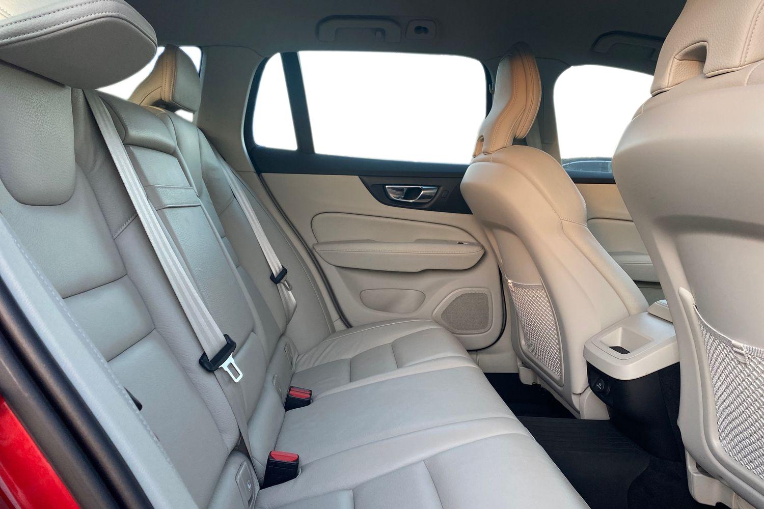 Used Volvo V60 2019 for sale - 77046355: Photo 9