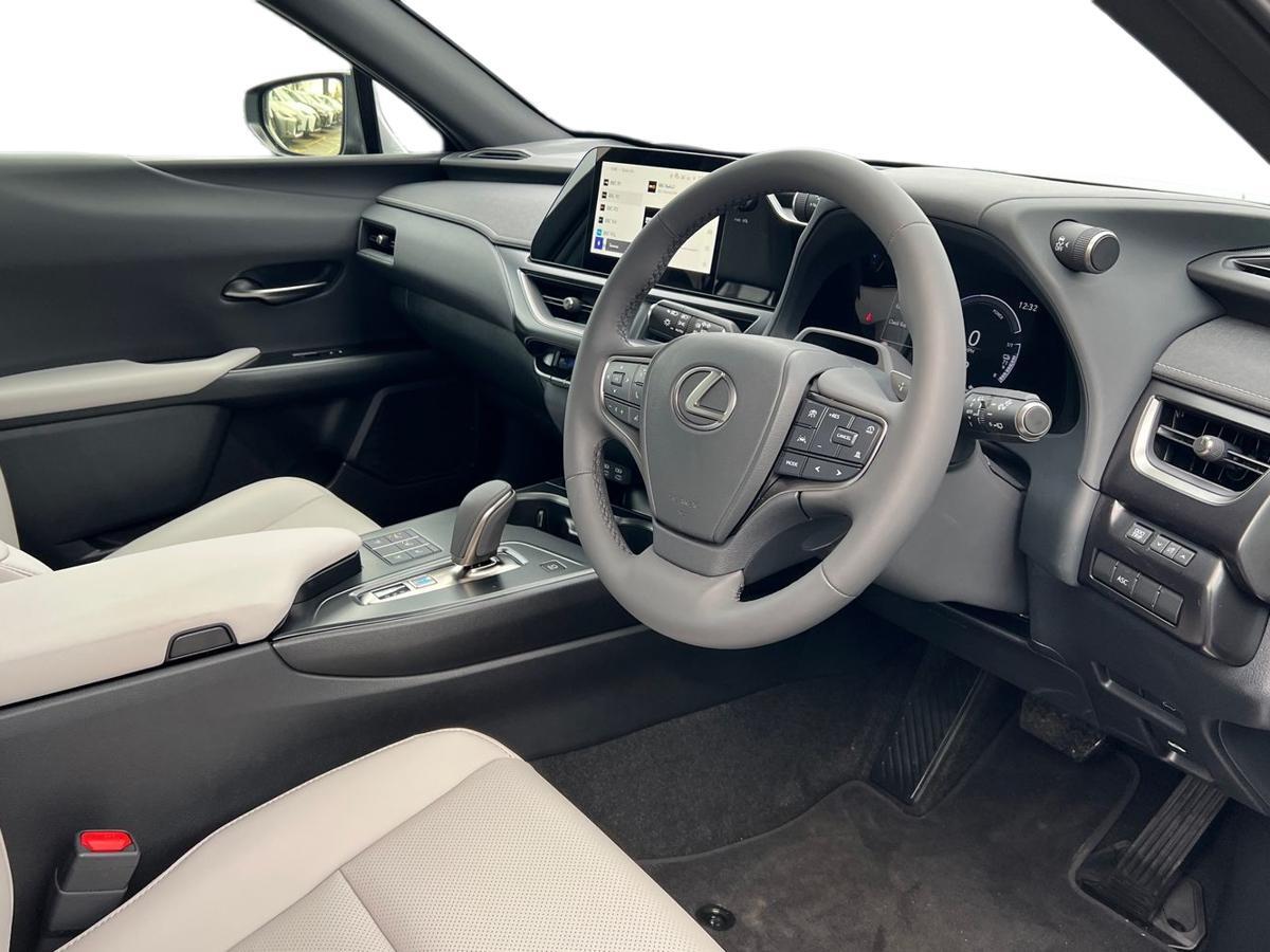 Used Lexus UX 2025 for sale - 77809708: Photo 12