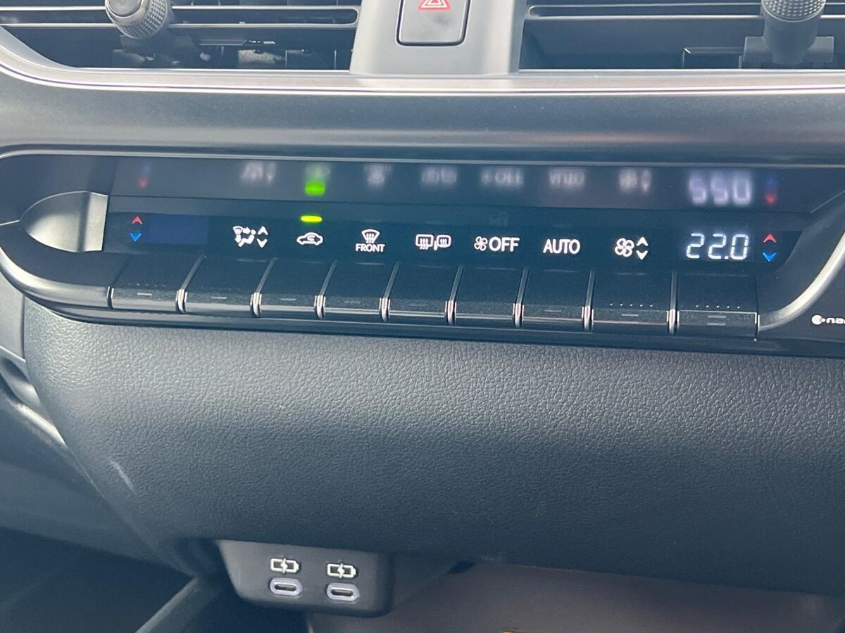 Used Lexus UX 2025 for sale - 77809708: Photo 15