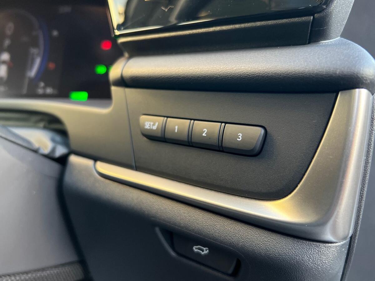 Used Lexus RZ 2025 for sale - 77013577: Photo 24