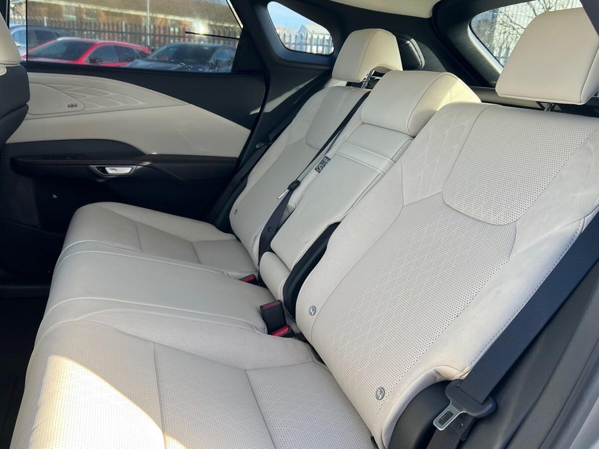 Used Lexus RX 2023 for sale - 77725352: Photo 21