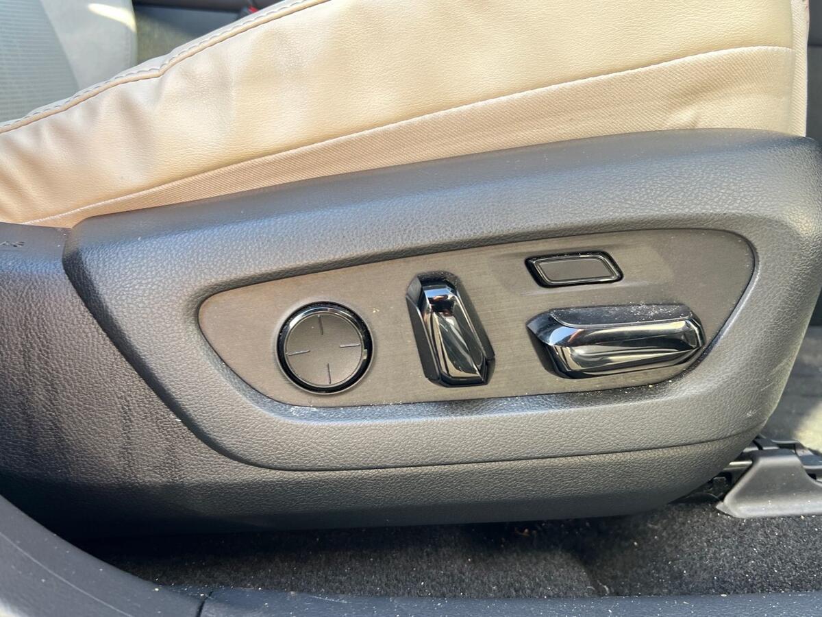 Used Lexus RX 2023 for sale - 77725352: Photo 29