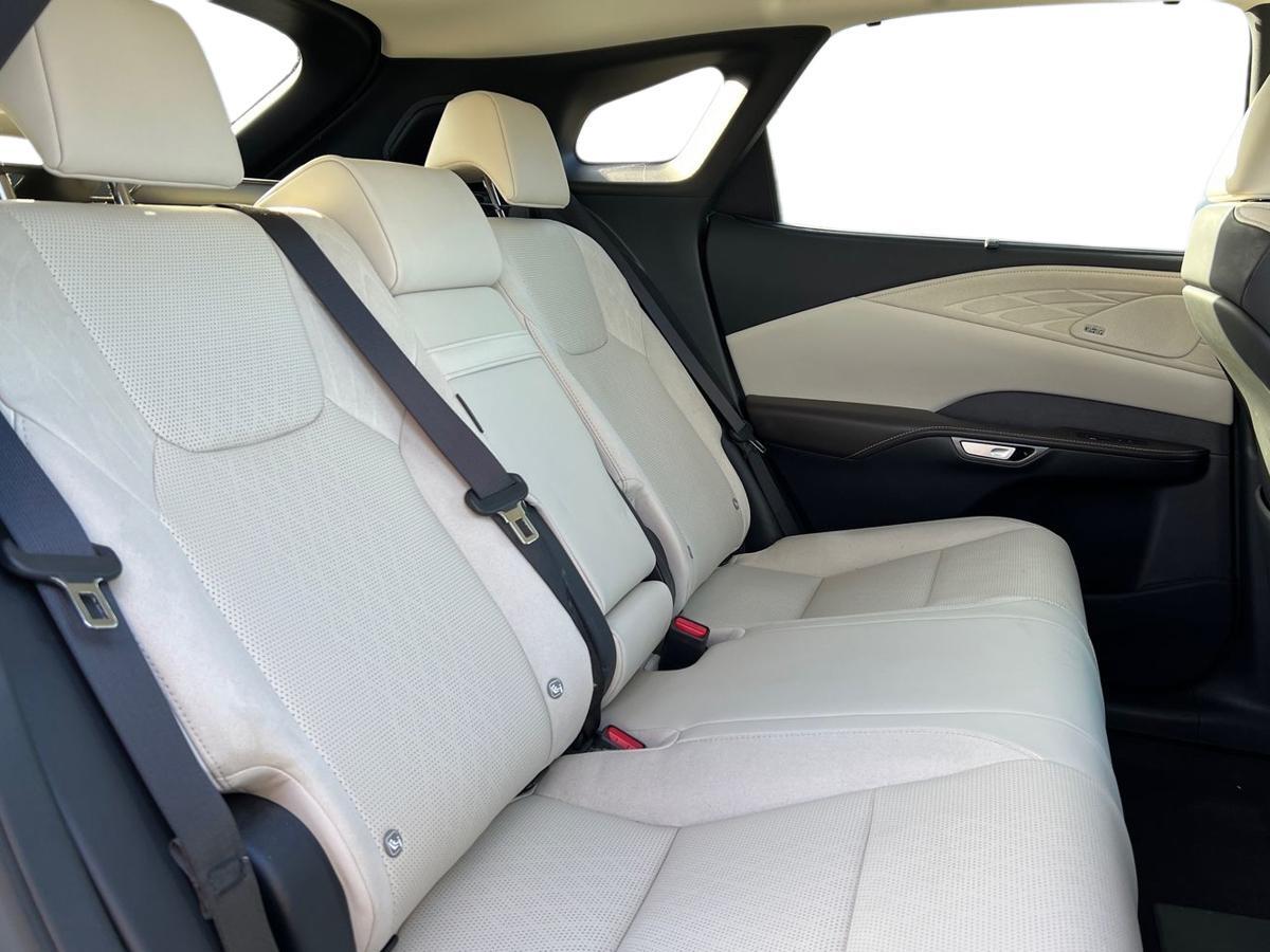 Used Lexus RX 2023 for sale - 77725352: Photo 9