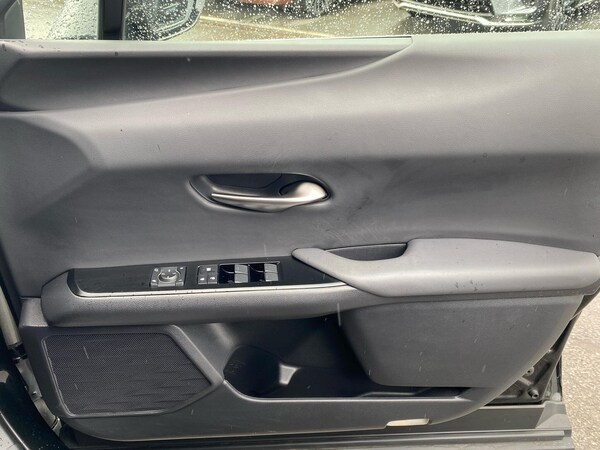 Used Lexus UX 2022 for sale - 75636337: Photo 22
