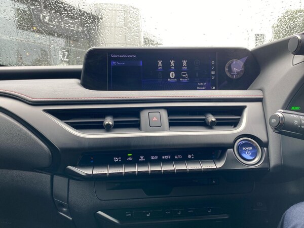 Used Lexus UX 2022 for sale - 75636337: Photo 8