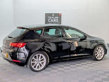 Used SEAT Leon 2019 for sale - 79822052: Photo