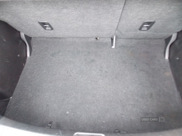 Used Mazda Mazda2 2014 for sale - 76802969: Photo 13