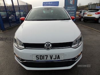 Used Volkswagen Polo 2017 for sale - 76608625: Photo