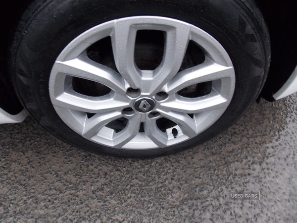 Used Renault Clio 2017 for sale - 77332297: Photo 10