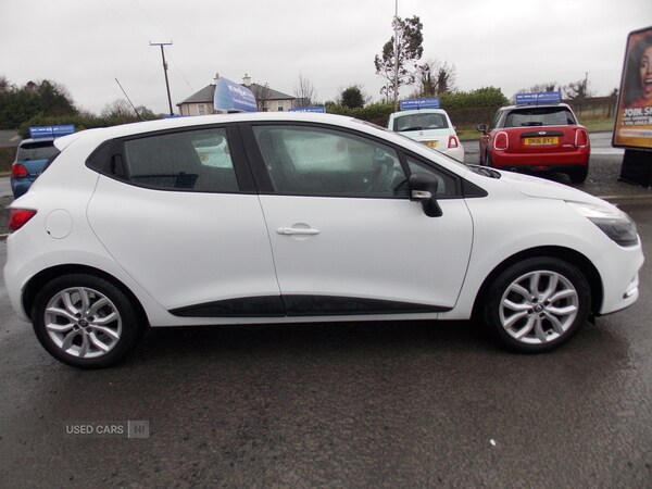 Used Renault Clio 2017 for sale - 77332297: Photo 8