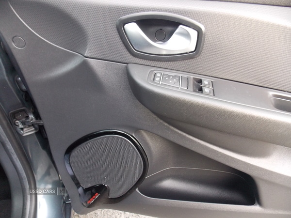 Used Renault Clio 2017 for sale - 76998374: Photo 17