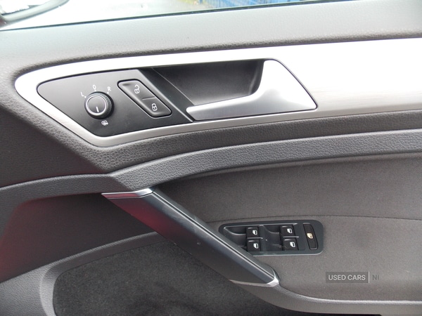 Used Volkswagen Golf 2014 for sale - 76574178: Photo 18