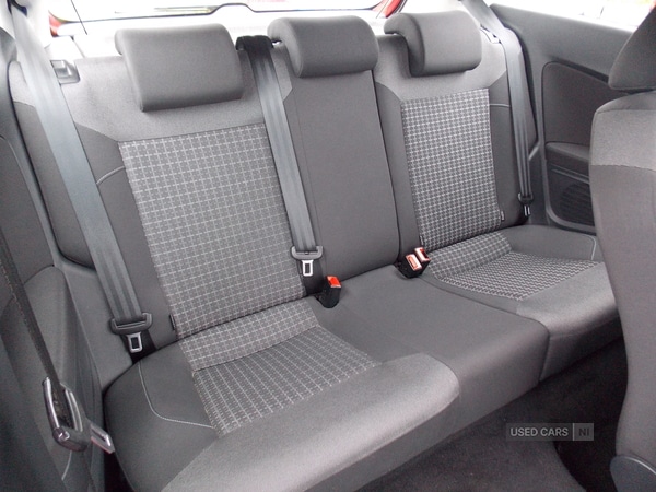 Used Volkswagen Polo 2015 for sale - 76201742: Photo 15