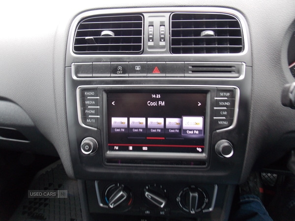 Used Volkswagen Polo 2015 for sale - 76201742: Photo 20