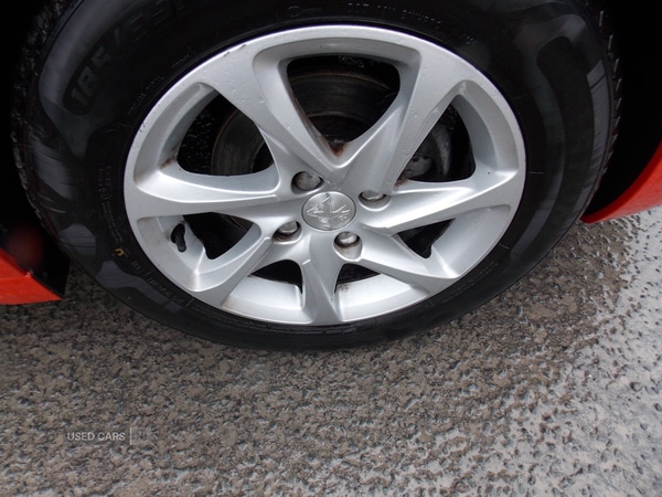 Used Peugeot 208 2015 for sale - 77292434: Photo 10