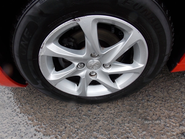 Used Peugeot 208 2015 for sale - 77292434: Photo 11