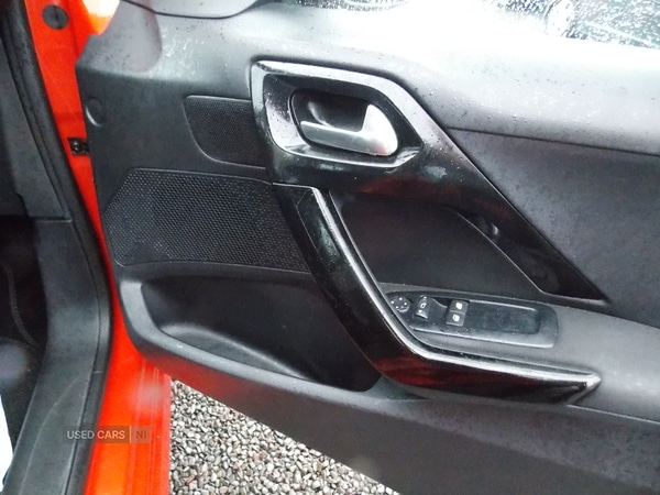 Used Peugeot 208 2015 for sale - 77292434: Photo 14