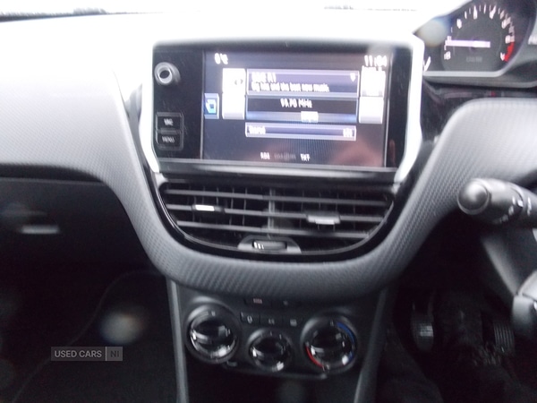 Used Peugeot 208 2015 for sale - 77292434: Photo 17