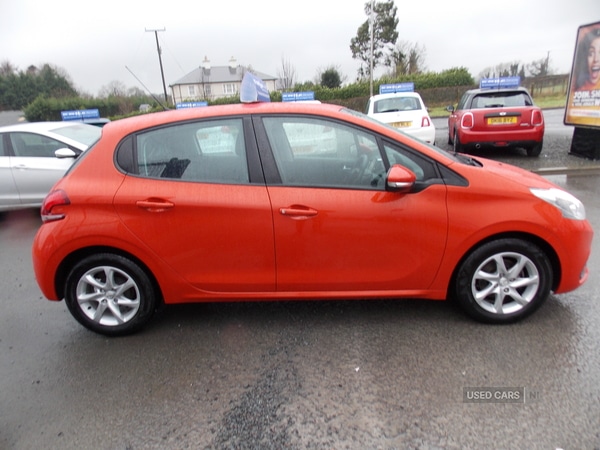 Used Peugeot 208 2015 for sale - 77292434: Photo 8