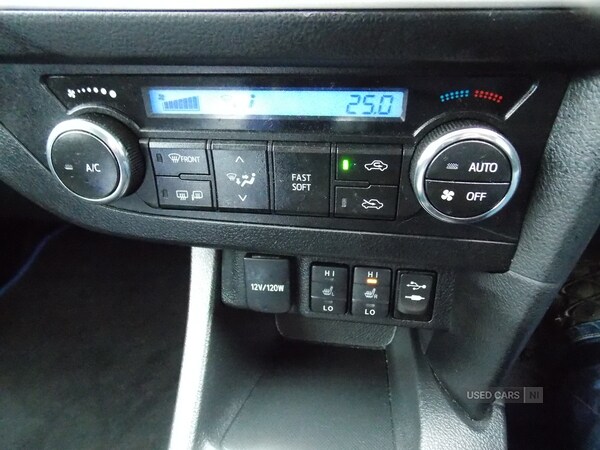 Used Toyota Auris 2015 for sale - 76500421: Photo 21