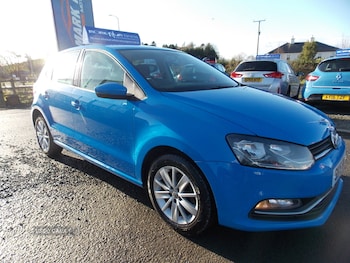 Used Volkswagen Polo 2015 for sale - 76634518: Photo