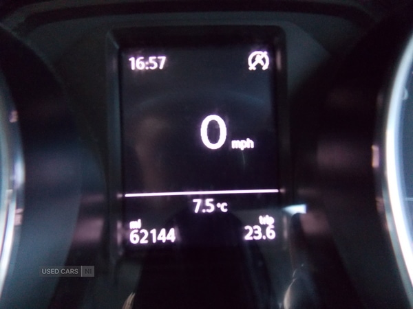 Used Volkswagen Polo 2015 for sale - 76522893: Photo 24