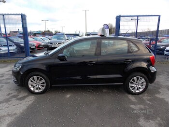 Used Volkswagen Polo 2015 for sale - 76522893: Photo
