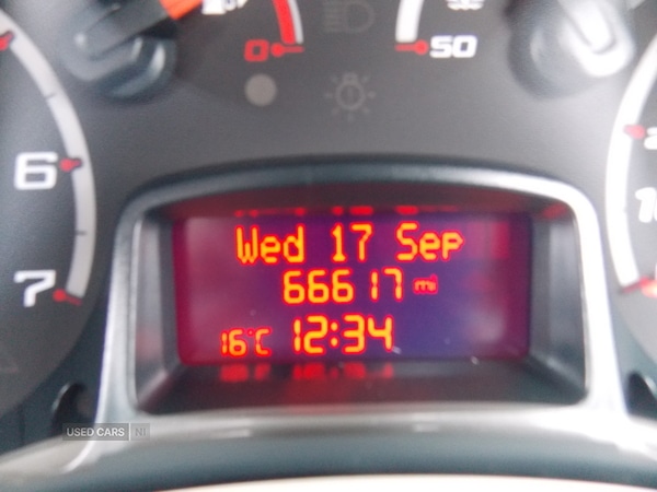 Used Ford Ka 2013 for sale - 75966103: Photo 24