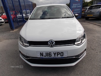 Used Volkswagen Polo 2016 for sale - 75292397: Photo