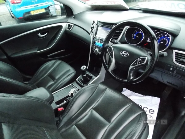 Used Hyundai i30 2015 for sale - 76965886: Photo 16