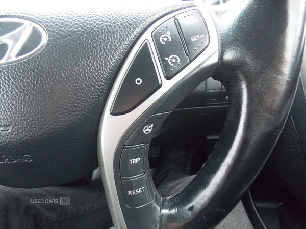 Used Hyundai i30 2015 for sale - 76965886: Photo 24